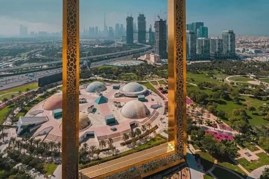 Tour privado por la ciudad clásica de Dubái con marco de Dubai -Surprise Tourism