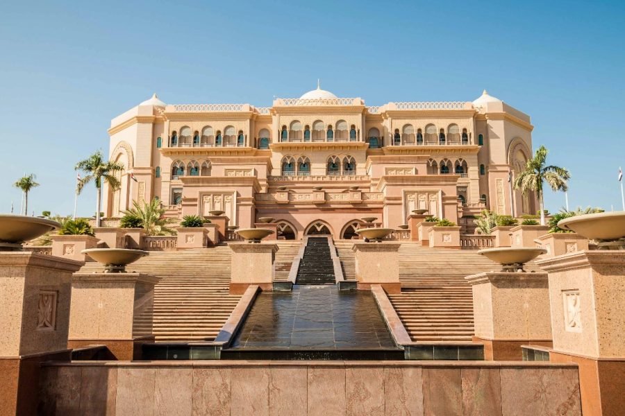 Recorrido turístico por Abu Dhabi desde el aeropuerto de Abu Dhabi