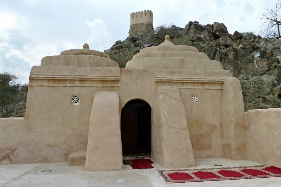 Tour guiado por la ciudad de Fujairah con almuerzo desde el puerto de Khorfakkan